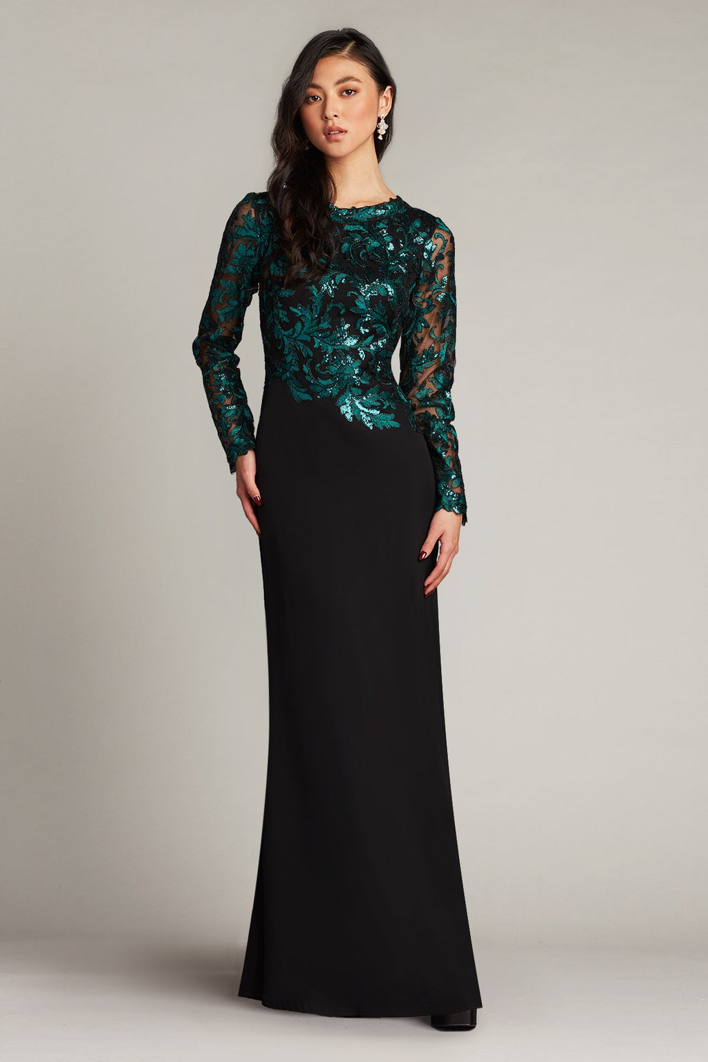 Kanya Long-Sleeve Crepe Gown