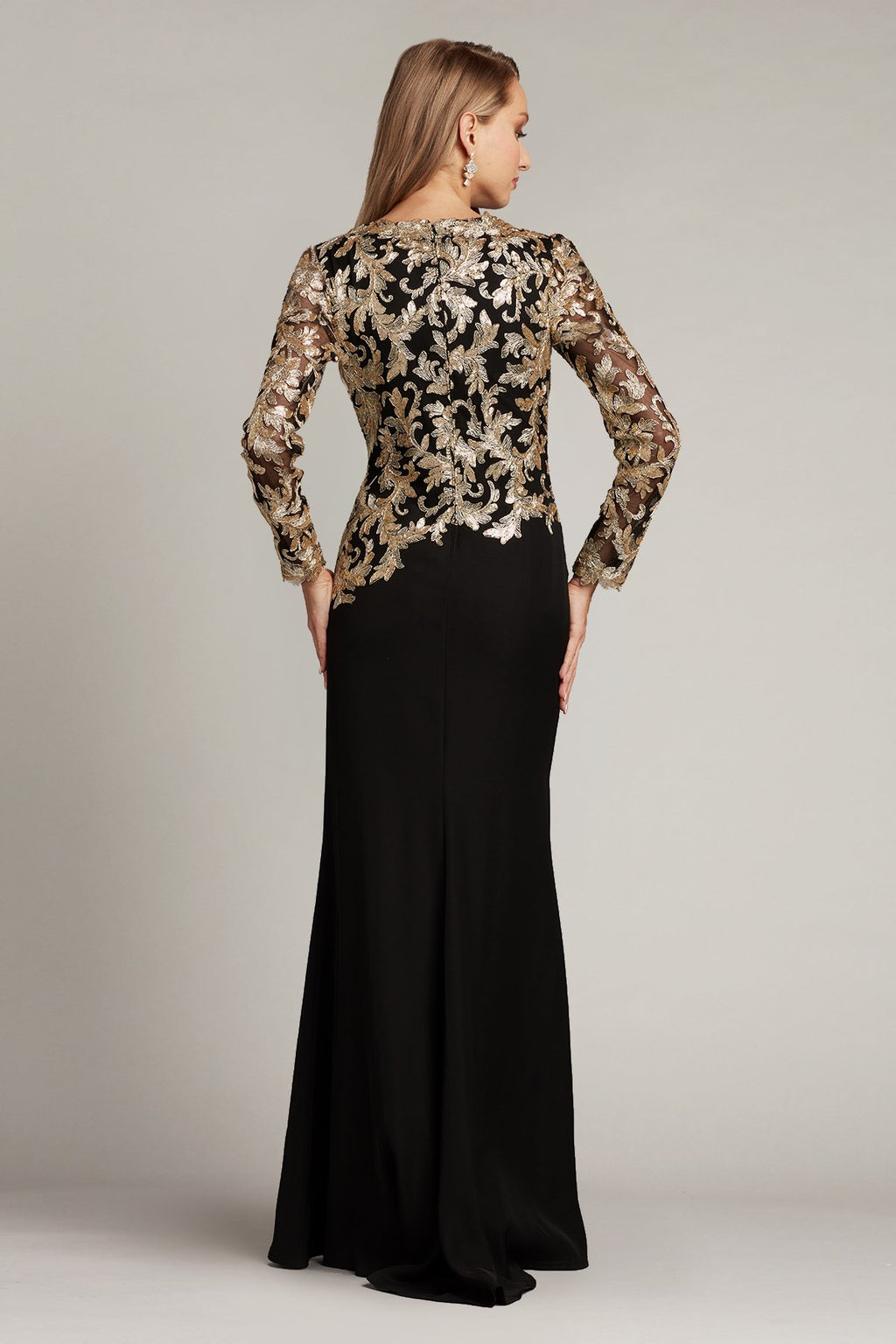Kanya Long-Sleeve Crepe Gown