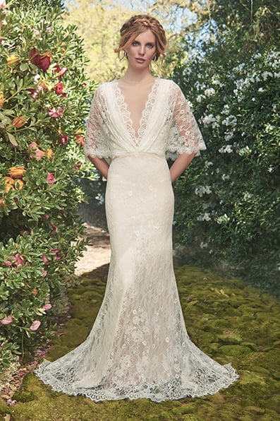 MINA LACE SCALLOP GOWN
