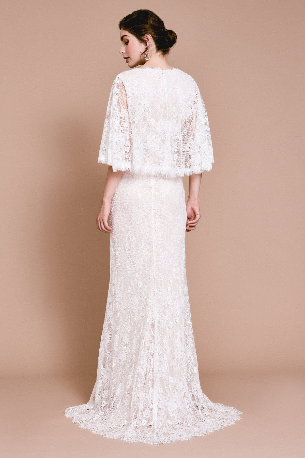 MINA LACE SCALLOP GOWN