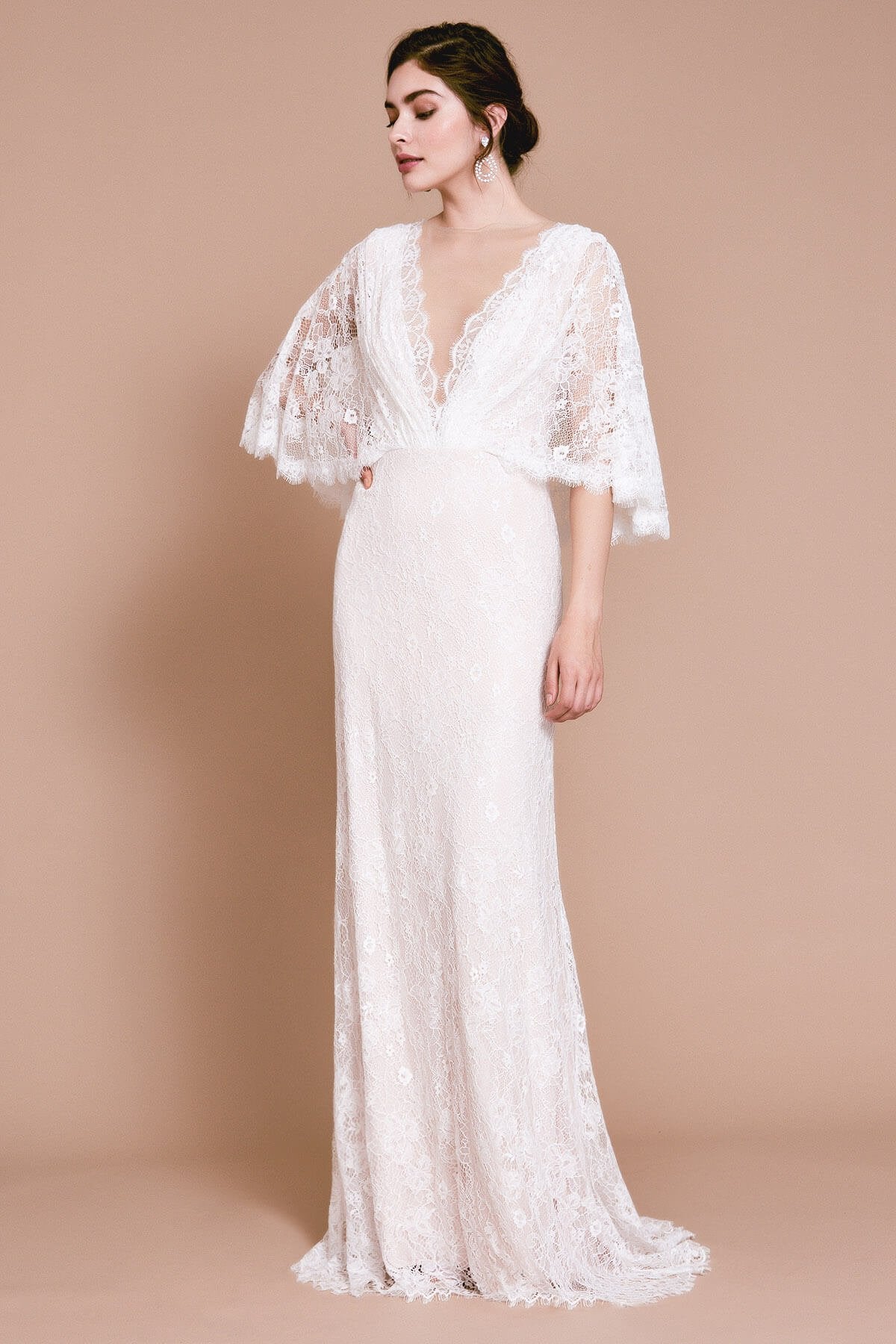 MINA LACE SCALLOP GOWN