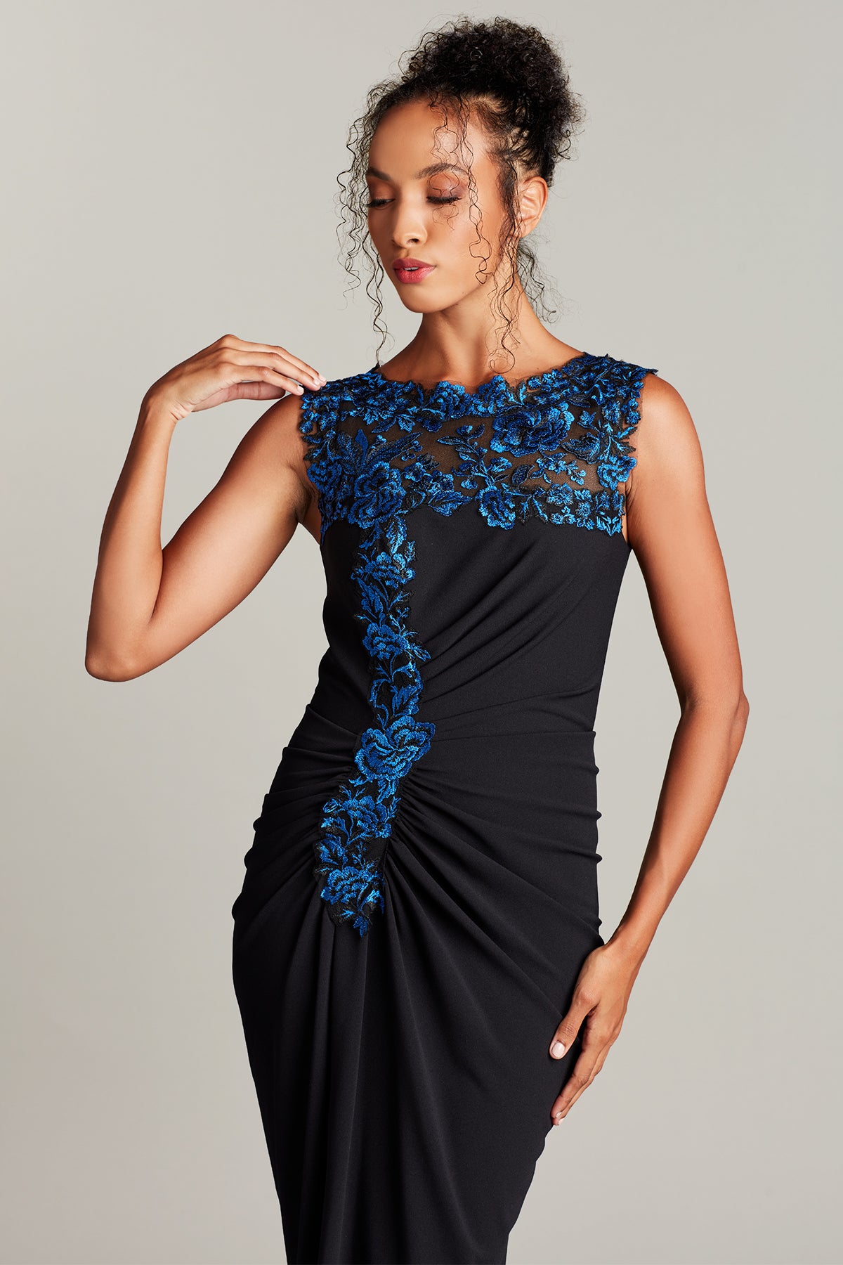 Sarnai Textured Crepe with Appliqu_ Dress