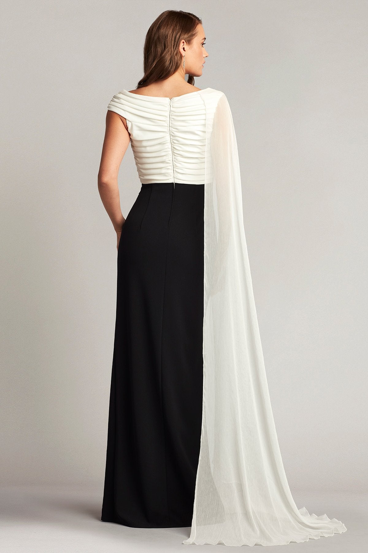 Kulman Cape-Sleeve Gown