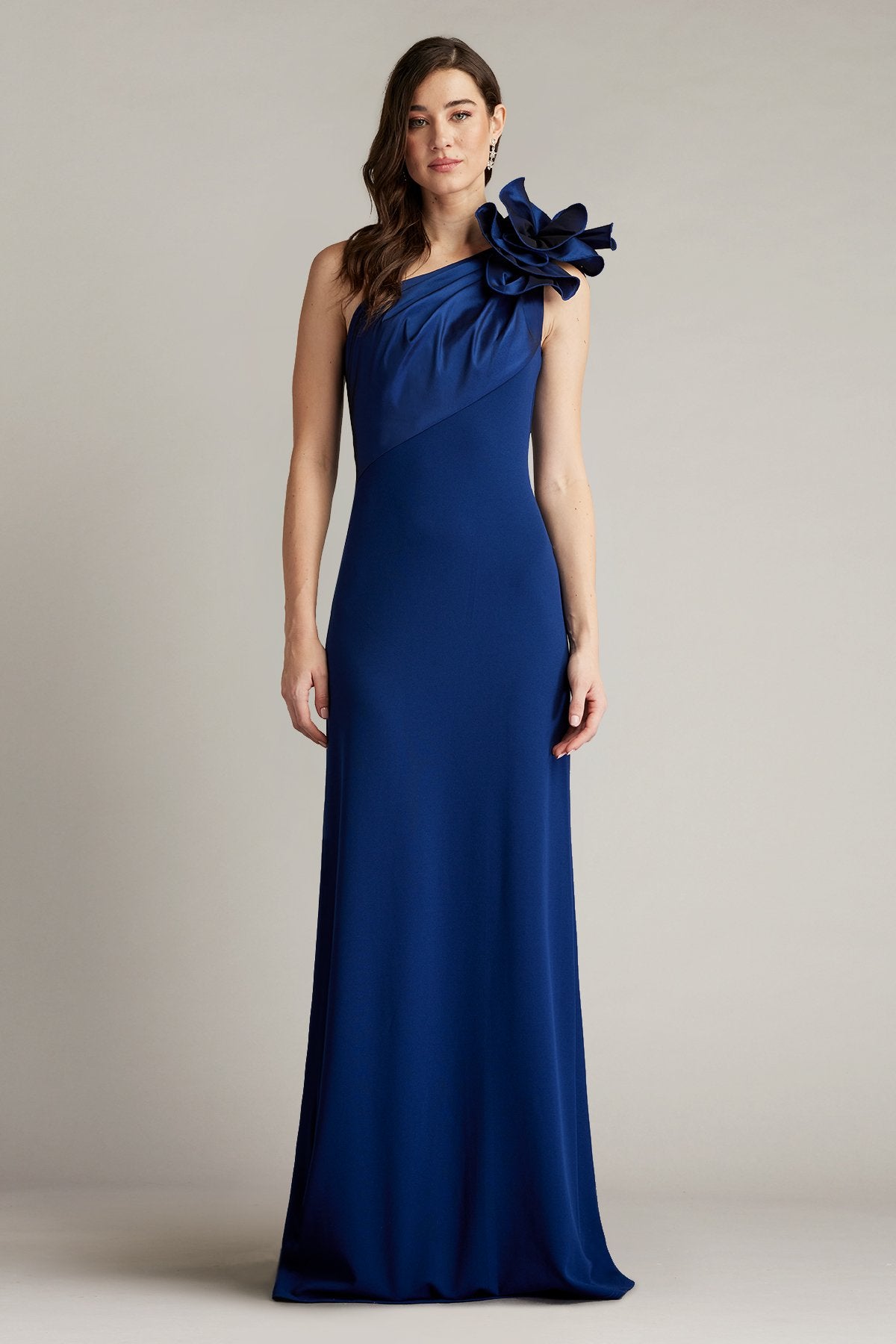 Korra One-Shoulder Contrast Gown
