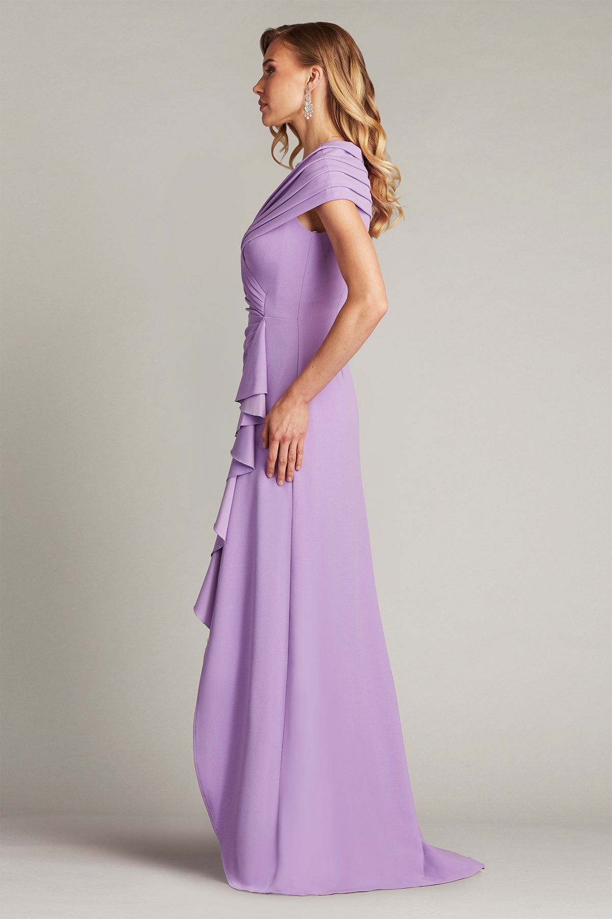 エブリィフレシャス　tall Talise Waterfall Flounce Gown – Tadashi Shoji Official Online Boutique