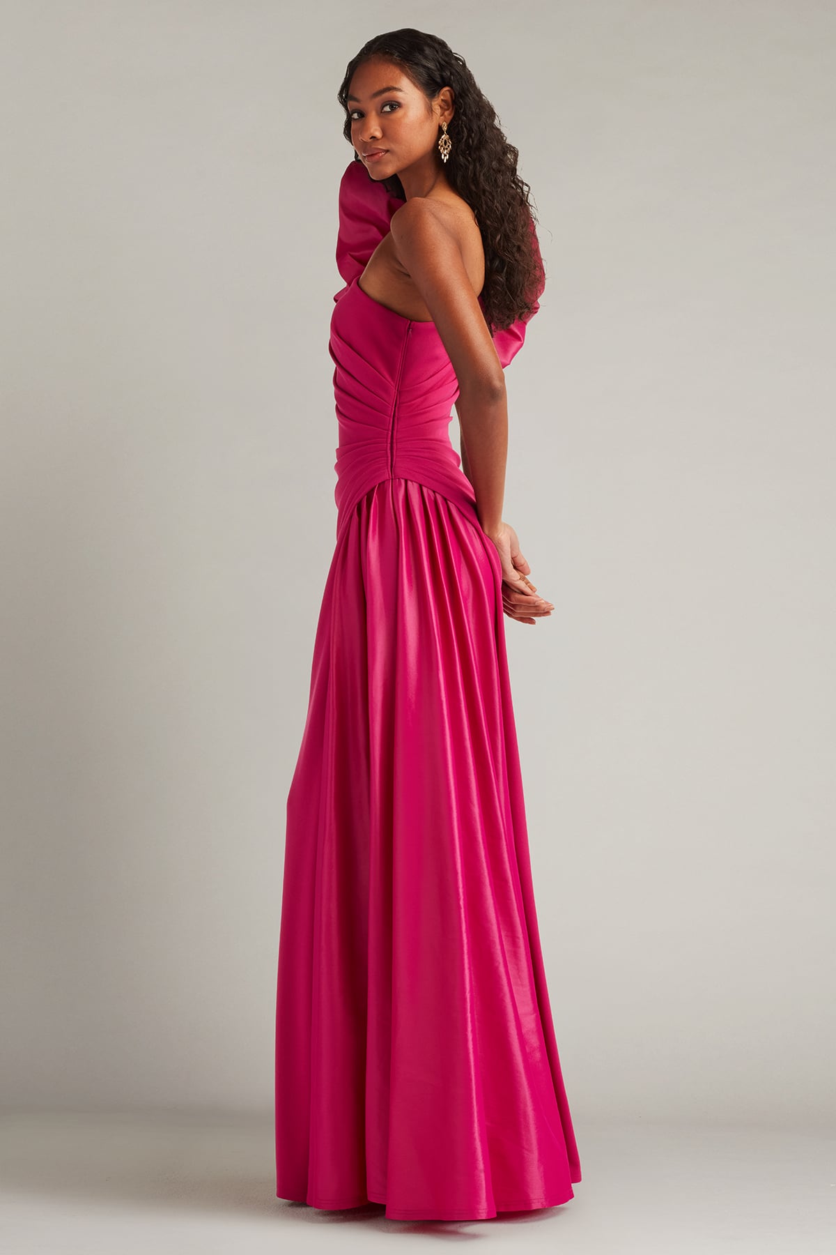 Romay Pouf Sleeve Contrast Gown