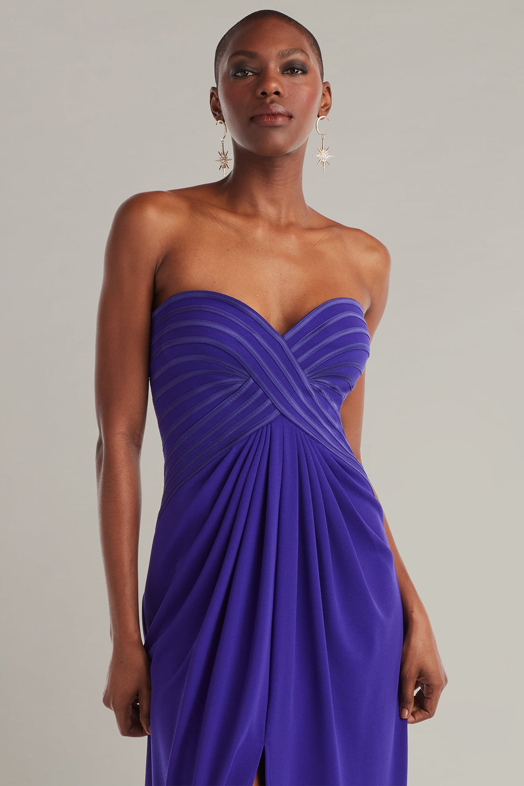 Leni Strapless Sweetheart Gown