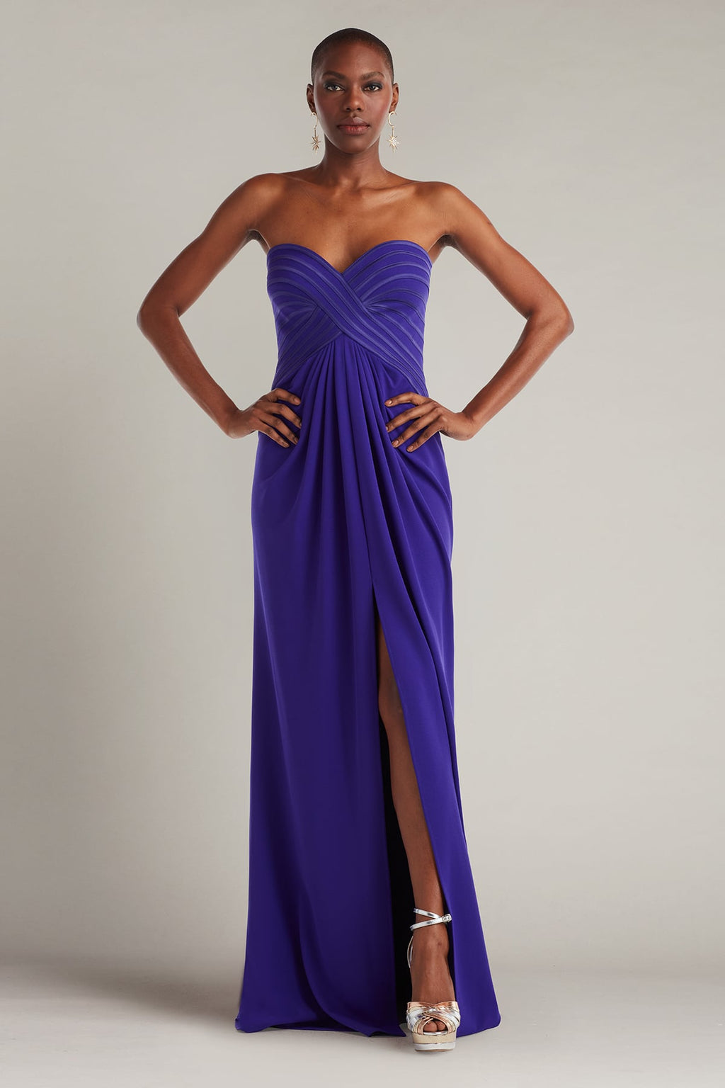 Leni Strapless Sweetheart Gown