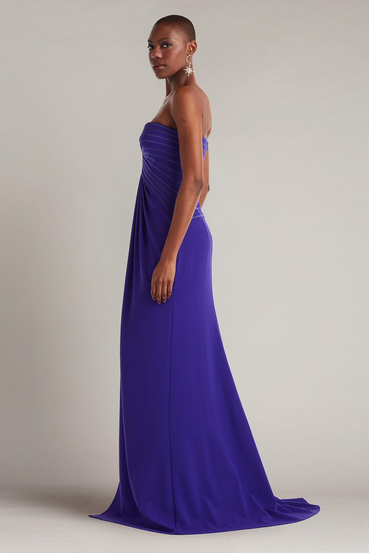 Leni Strapless Sweetheart Gown