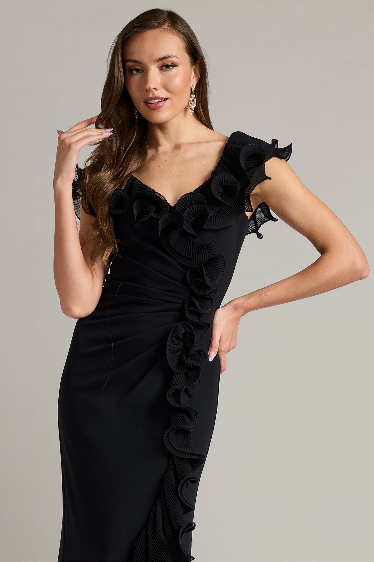 Leandra Cascading Ruffle Gown – Tadashi Shoji Official Online Boutique