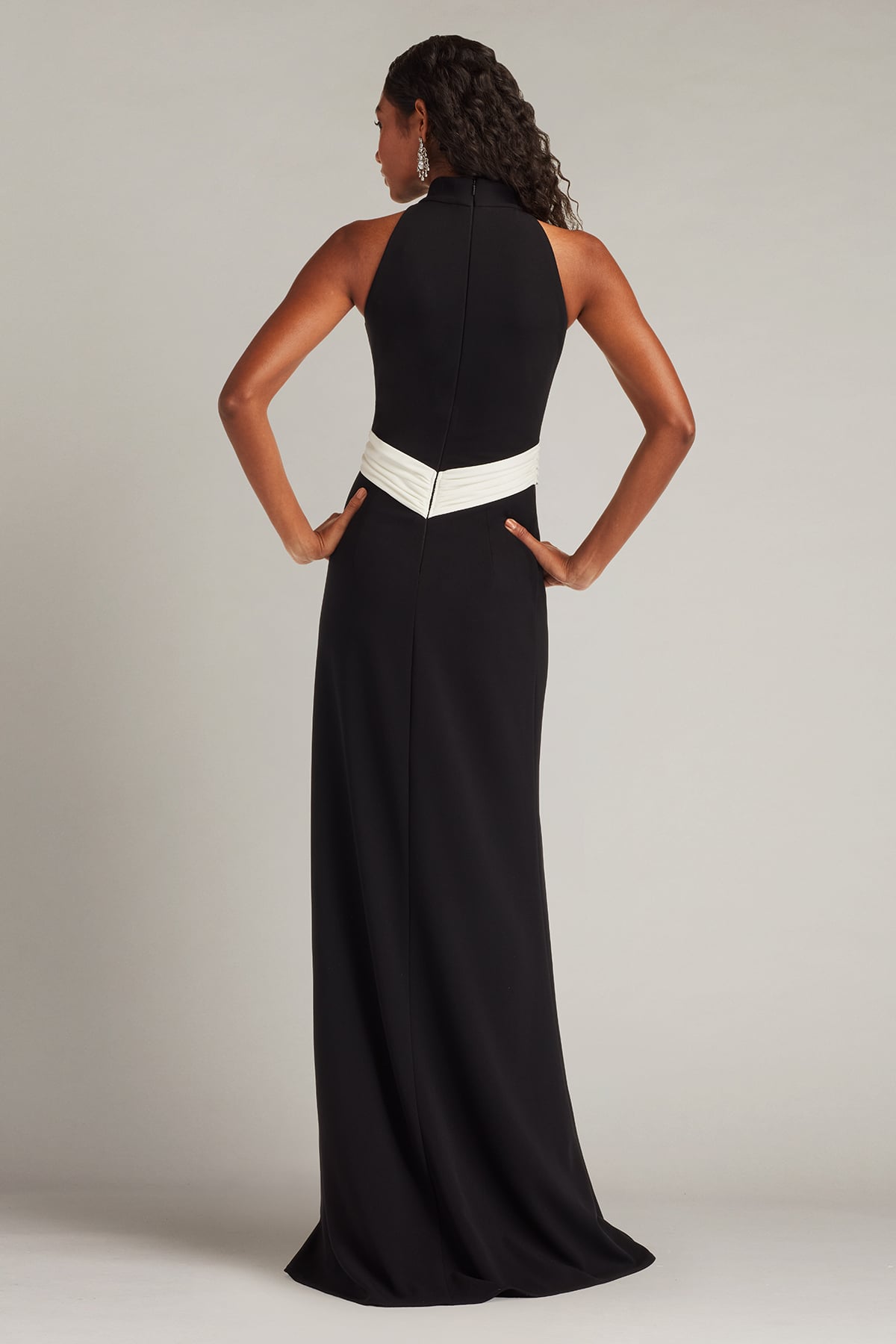 サマコレ　ファウスト Pexa Waterfall Sash Gown – Tadashi Shoji Official Online Boutique