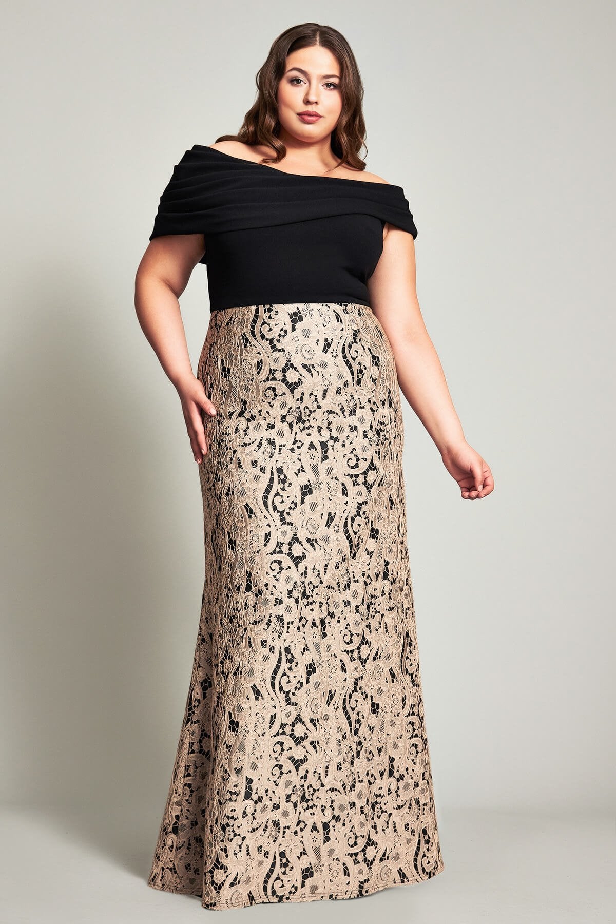 Kei Off-Shoulder Gown-PLUS SIZE