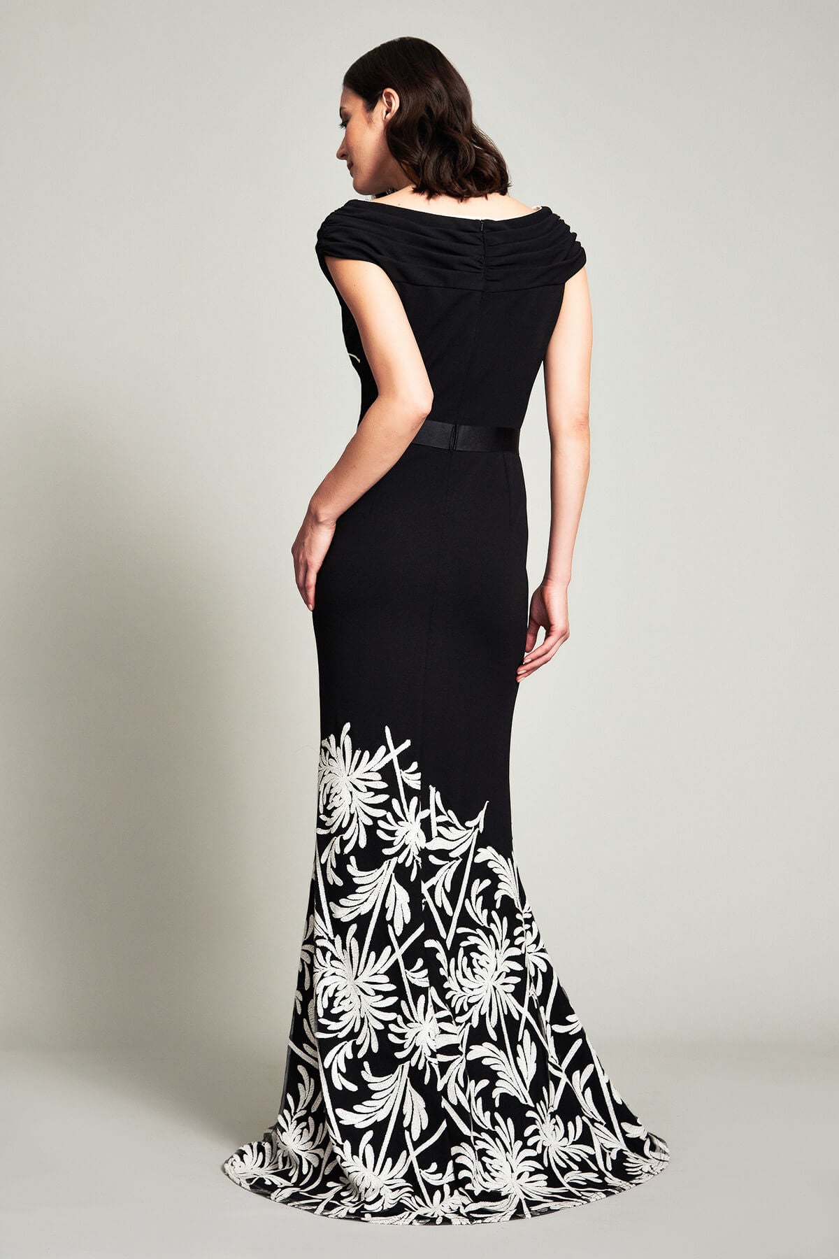 Kumi Crisscross Bodice Gown