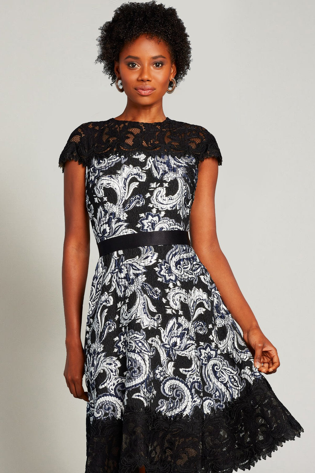 Yaren Lace & Paisley-Motif Jacquard Dress