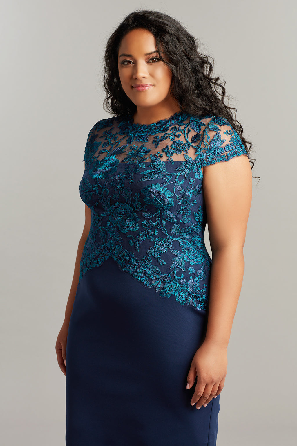 Esen Floral Embroidered Dress-PLUS SIZE