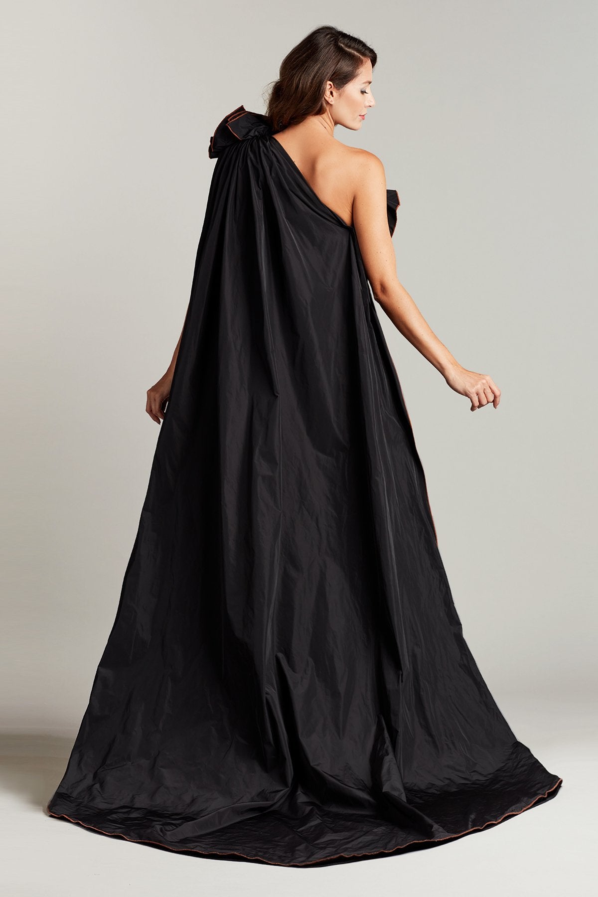 Osmen One-Shoulder Ruffle Cape Gown – Tadashi Shoji Official