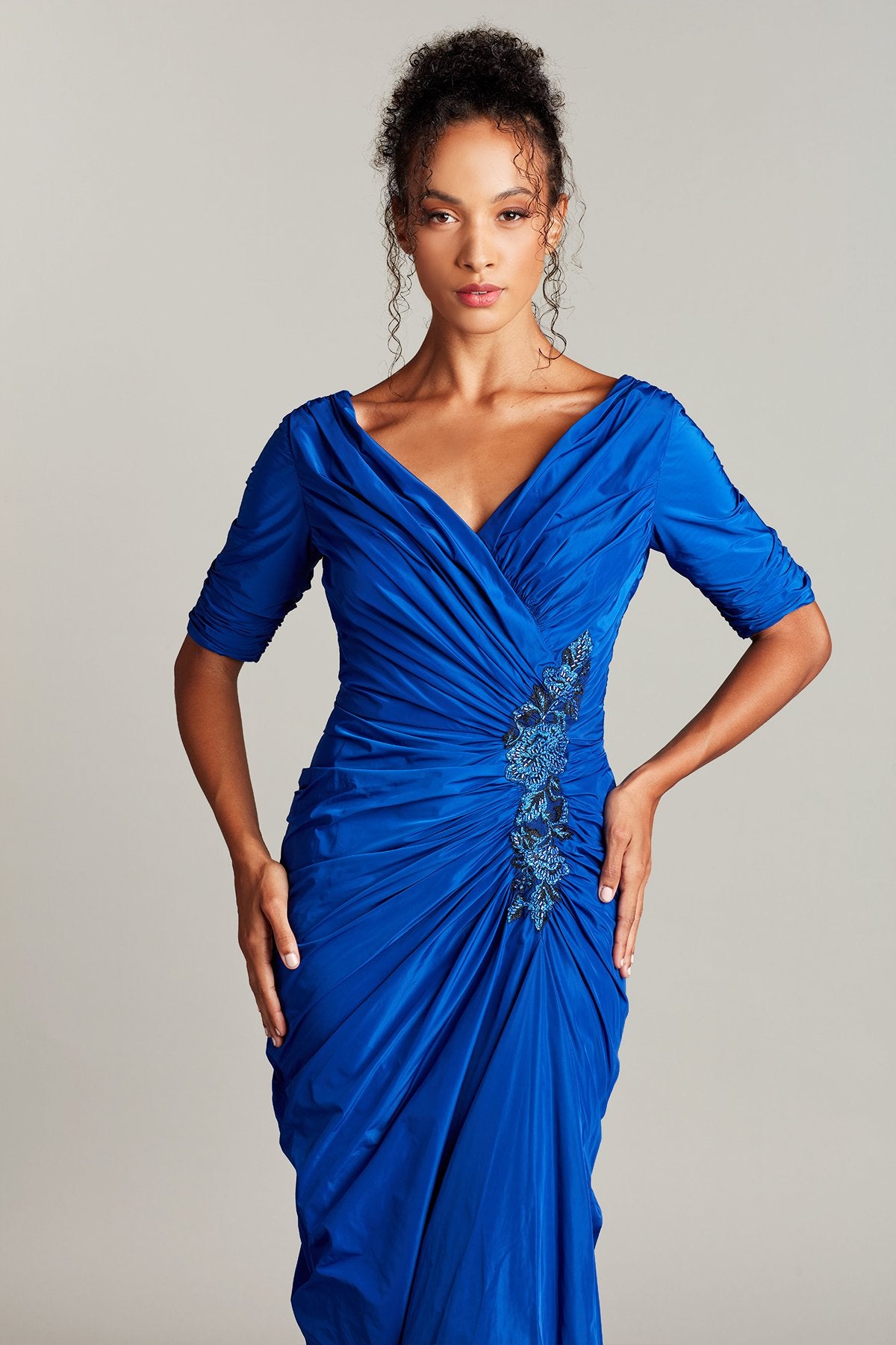Gan Embroidered Appliqu_ Gown