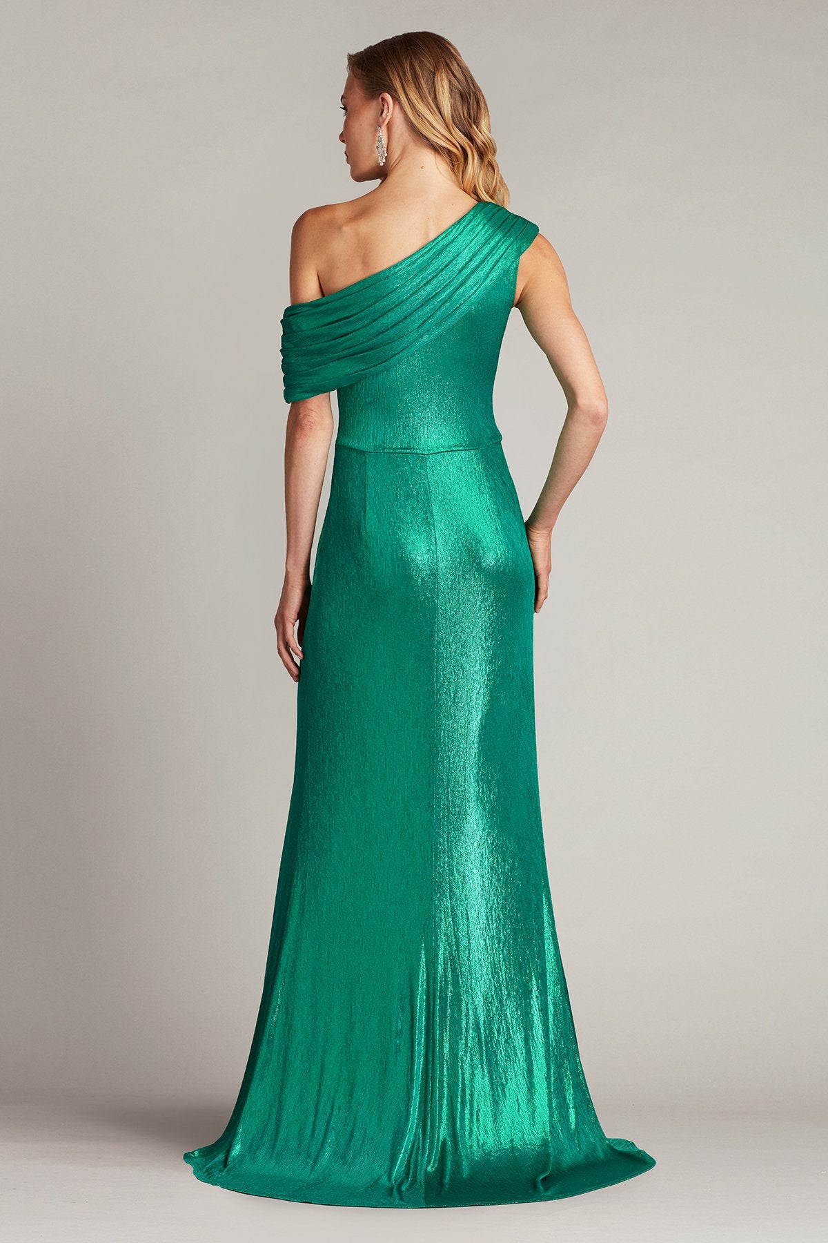 Boise Metallic Waterfall Flounce Gown Tadashi Shoji Official Online Boutique Boise Metallic Waterfall Flounce Gown Tadashi Shoji Official Online Boutique