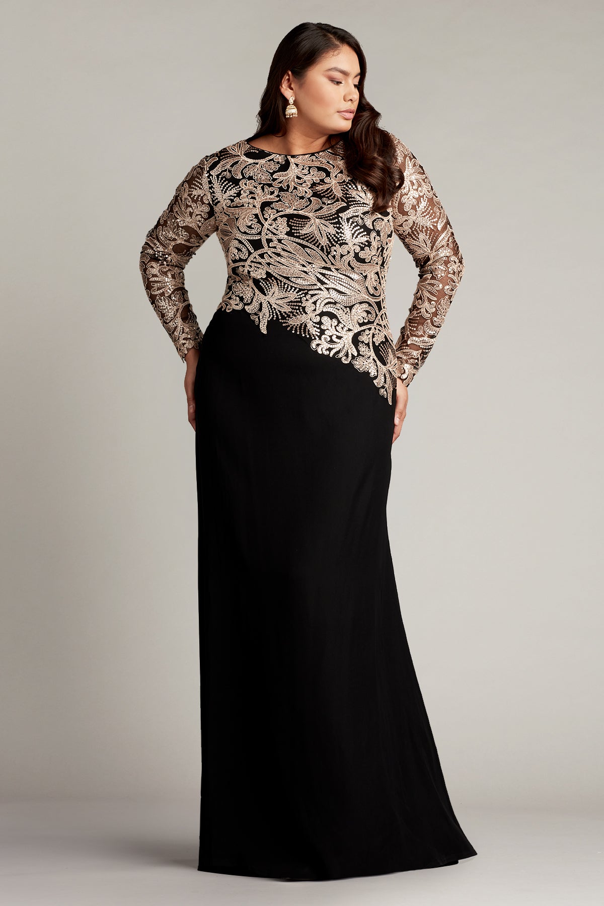 Amal Embroidered Crepe Gown - PLUS SIZE