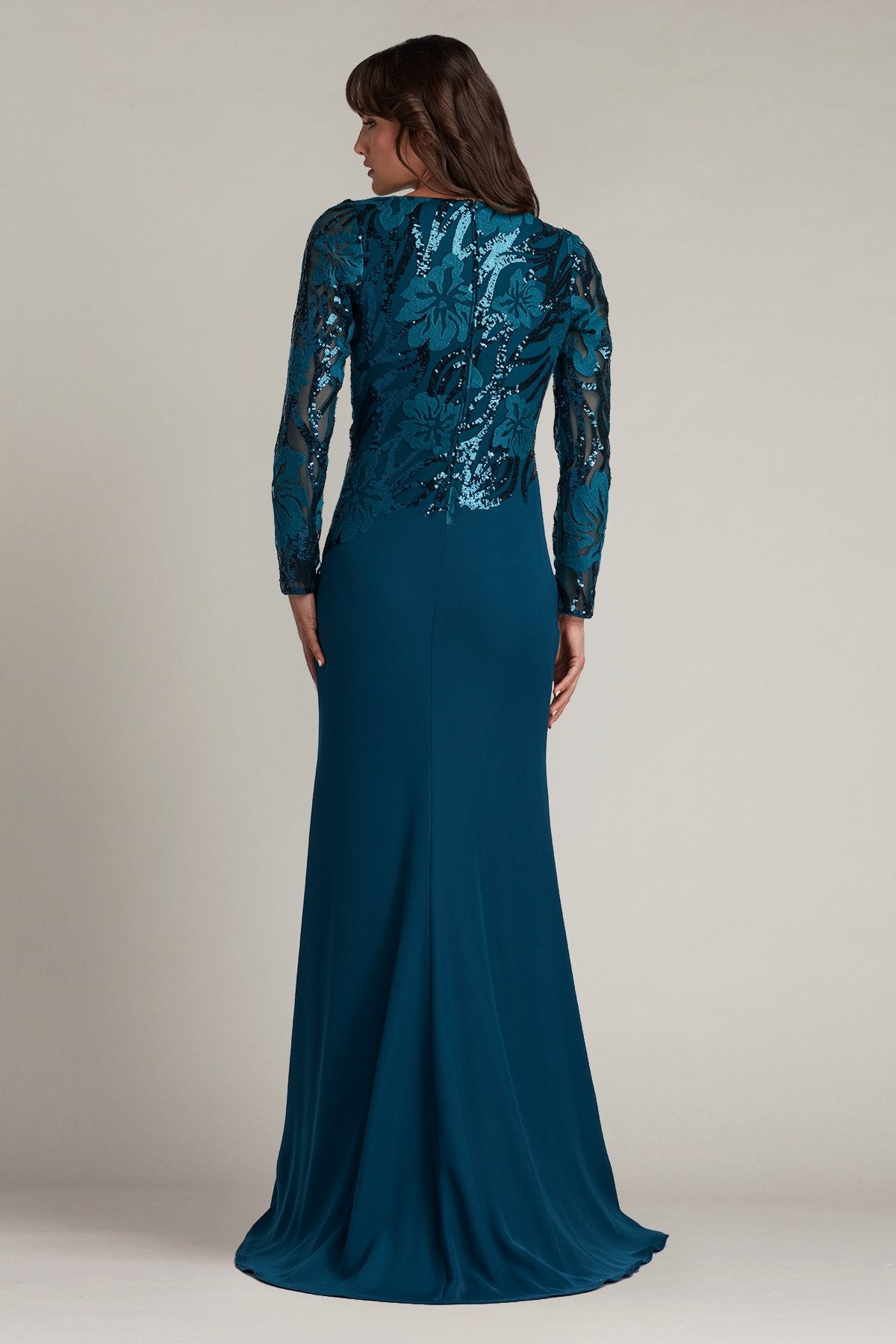 Juanita Sequin-Embellished Gown ECLPS – Tadashi Shoji Official Online  Boutique
