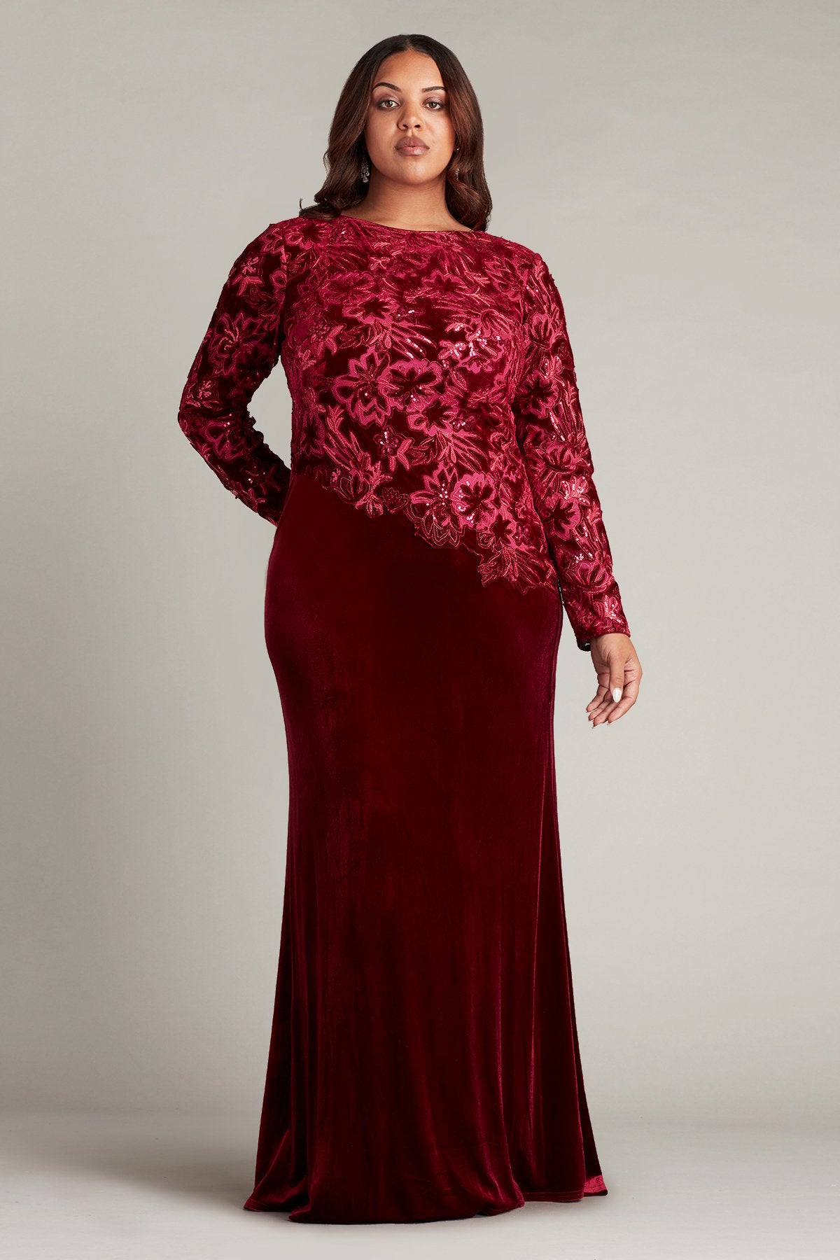 Gatlin Sequin Burnout Velvet Gown - PLUS SIZE RORED – Tadashi