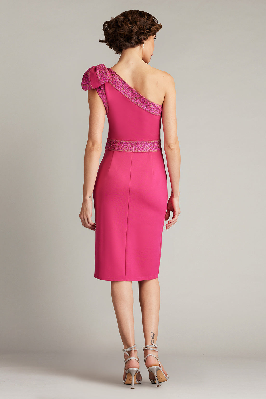 Sigan Bow-Shoulder Dress