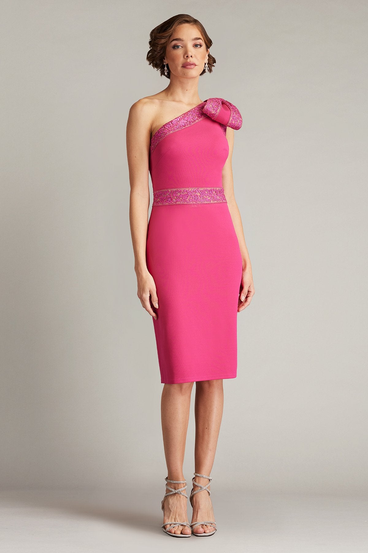 Sigan Bow-Shoulder Dress