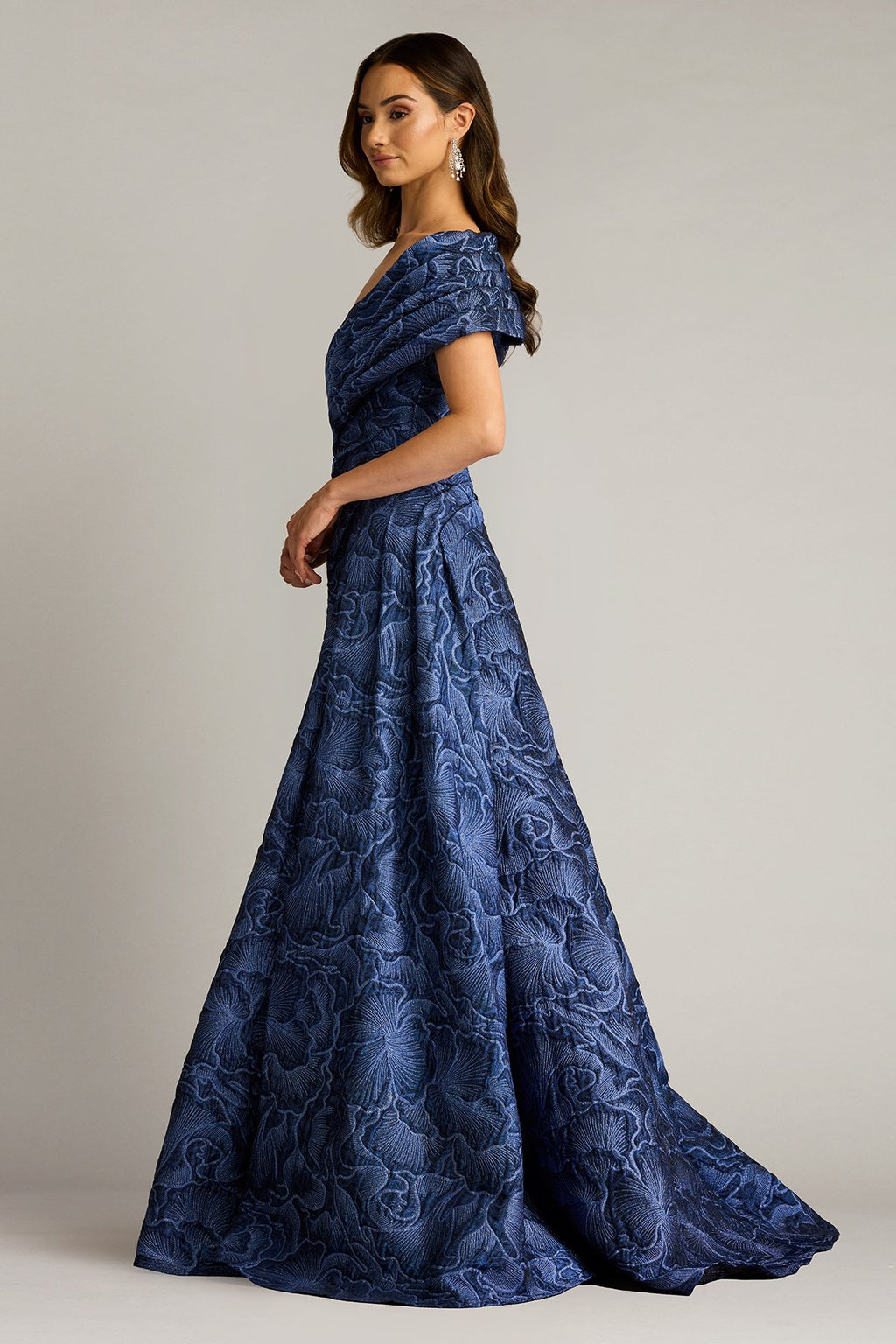 Durant Floral Jacquard Gown