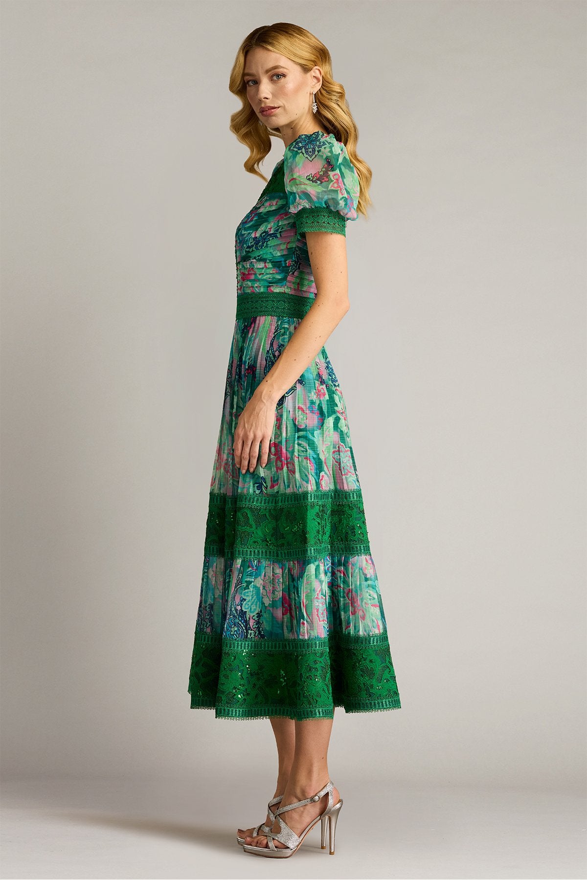 Ambria Floral Print Midi Dress