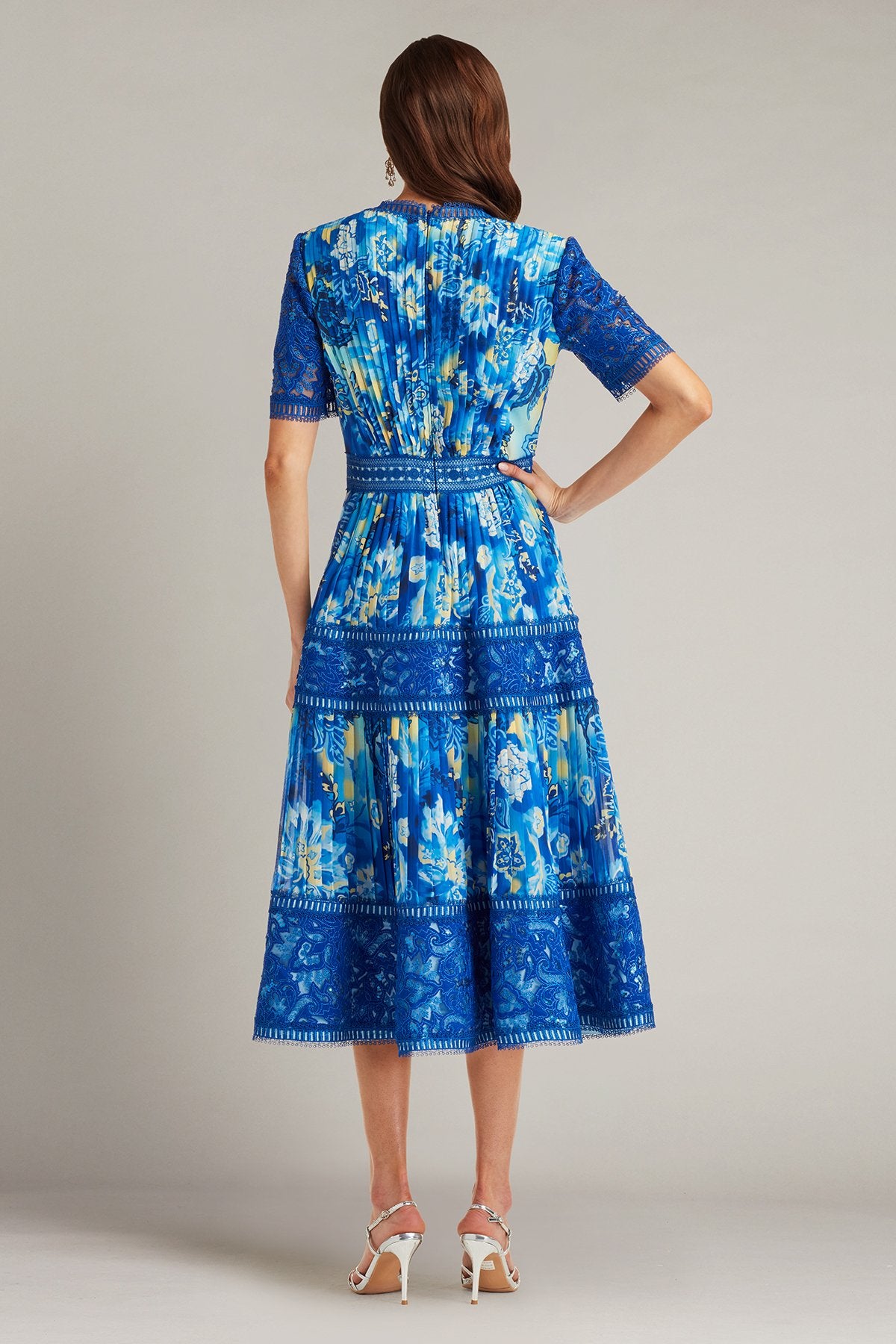 Elu Floral Print Midi Dress