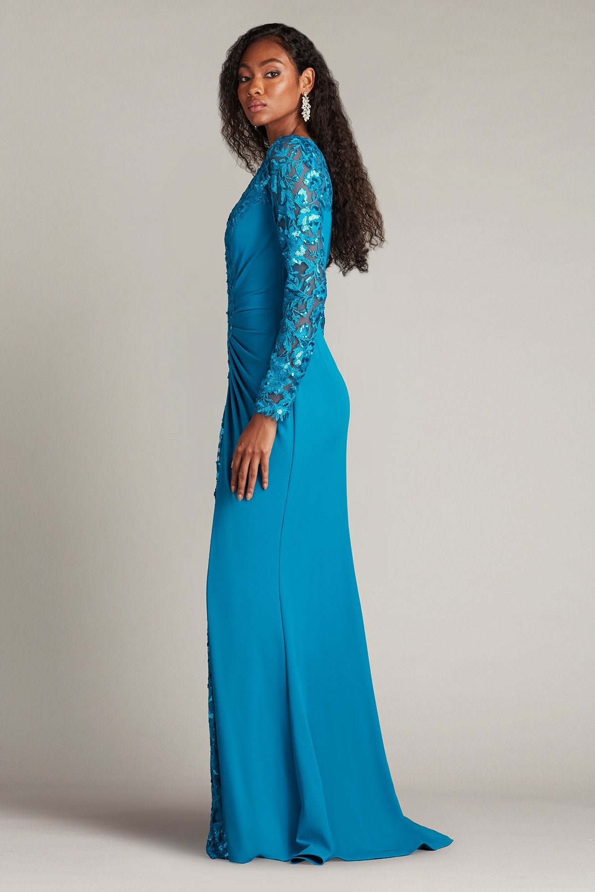 Tadashi Shoji ドレス Whitley Sequin Embroidered Gown – Tadashi Shoji Official Online