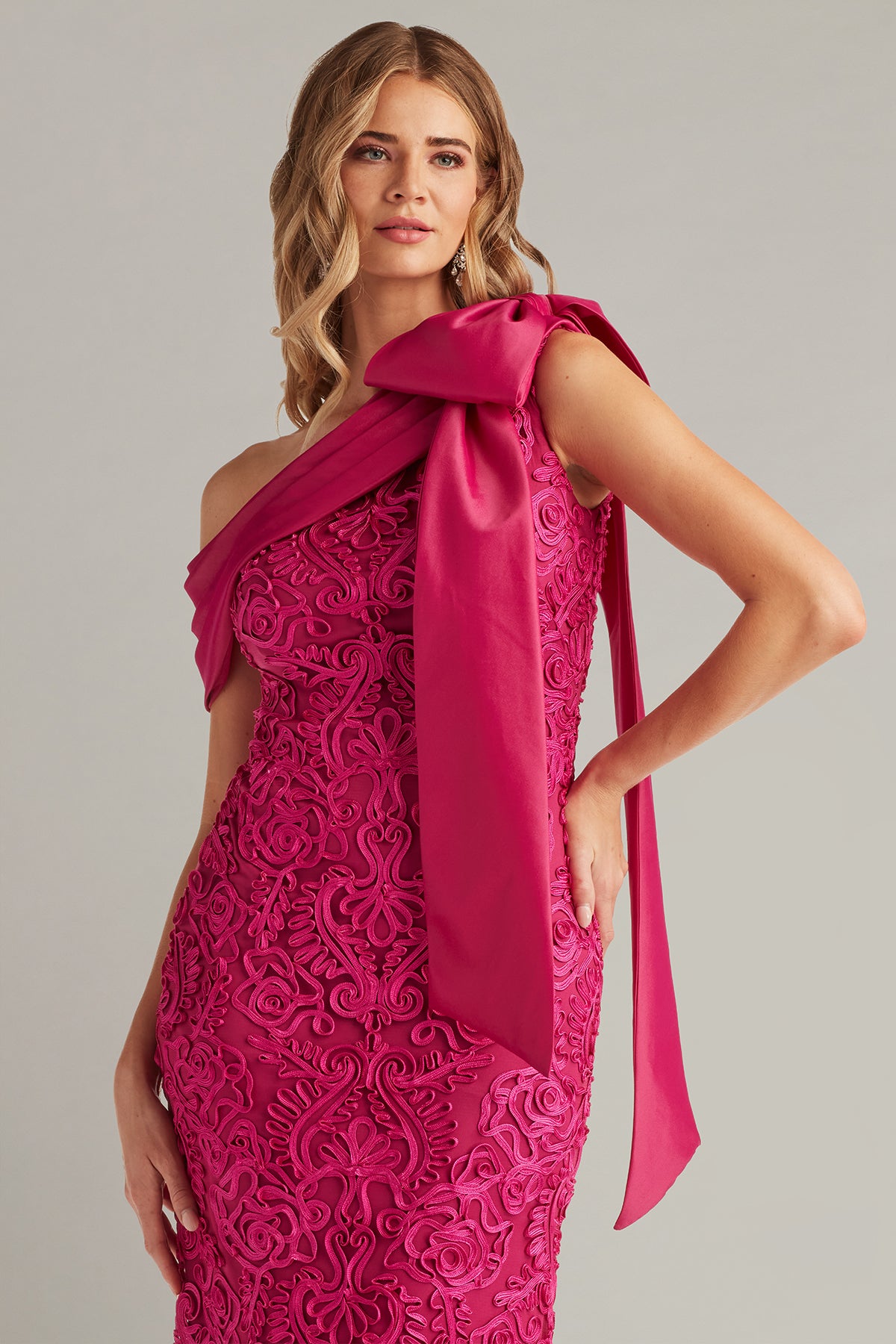 Lorne Embroidered Bow-Shoulder Gown