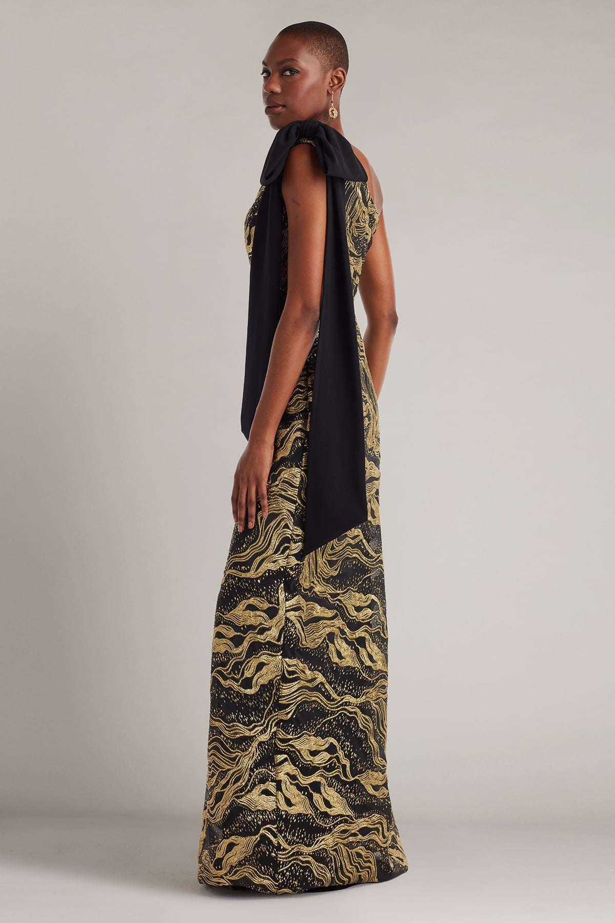 Shariza Bow-Shoulder Gown – Tadashi Shoji Official Online Boutique