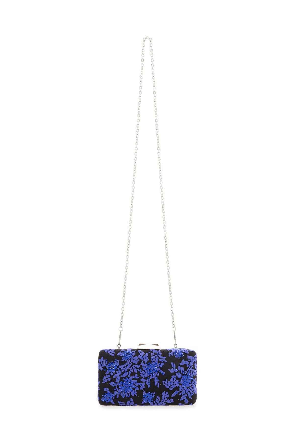 Tako Floral Embroidered Clutch