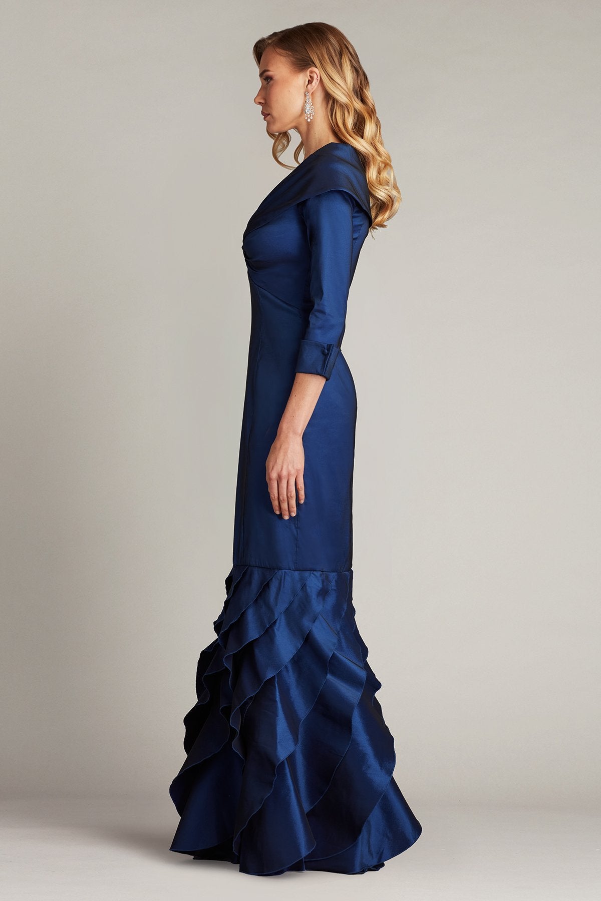 Blythe Portrait Collar Gown