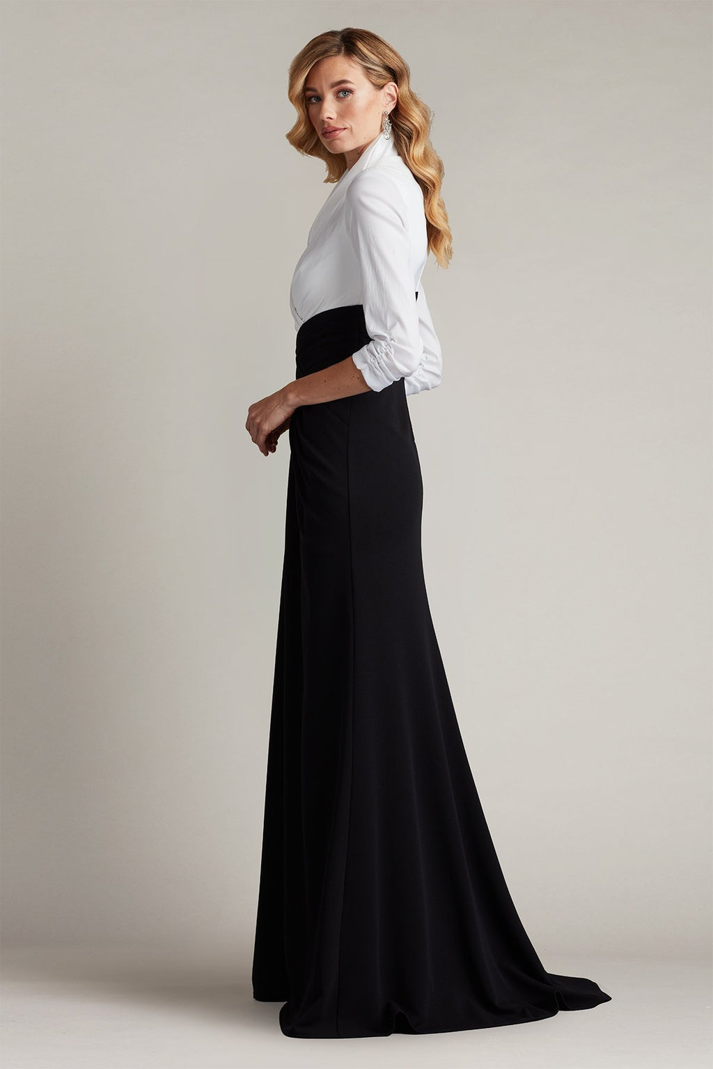 Vanguard Collared Contrast Gown