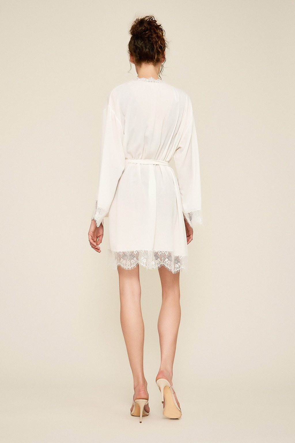 Vitti Crepe Lace Short Robe