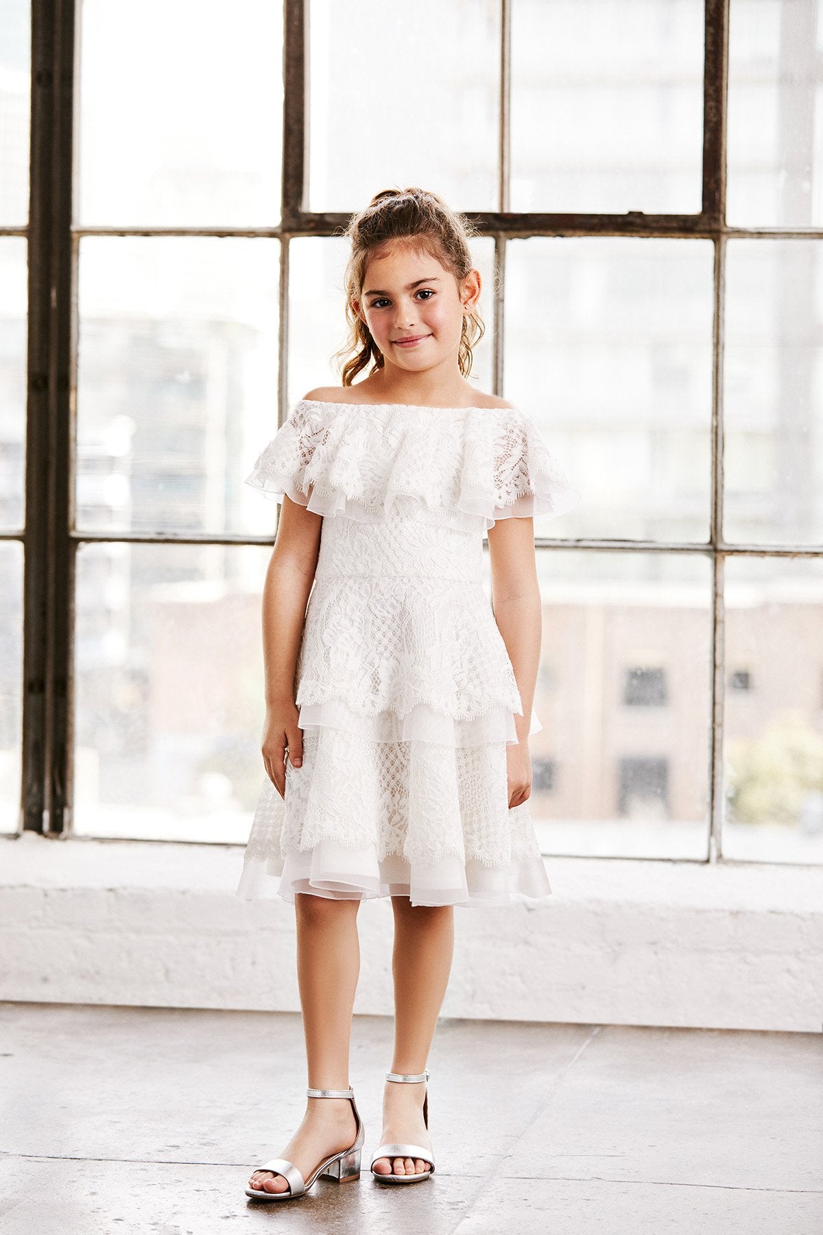 celon frilly tiered dress ホワイト Odette Ruffle Mock Neck Tiered Midi Dress - White $138 - Free