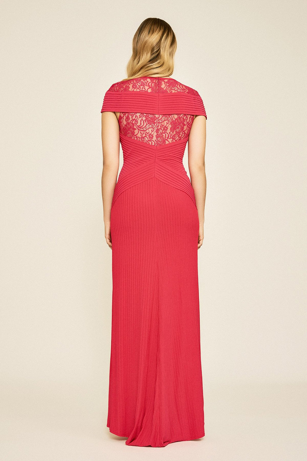 Tadashi Shoji - Nona Lace Pintuck Gown