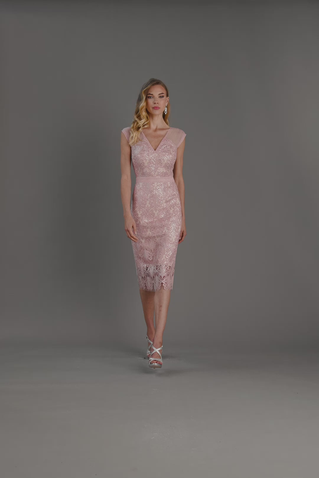 CGA24350M-GISNG video CGA24350M_ANTIQUE PINK.mov