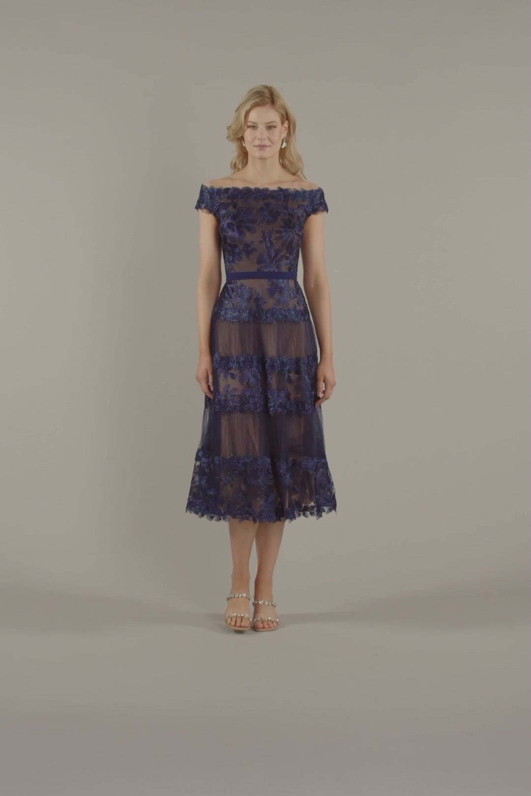Adriane Floral Embroidered Tea-Length Dress – Tadashi Shoji