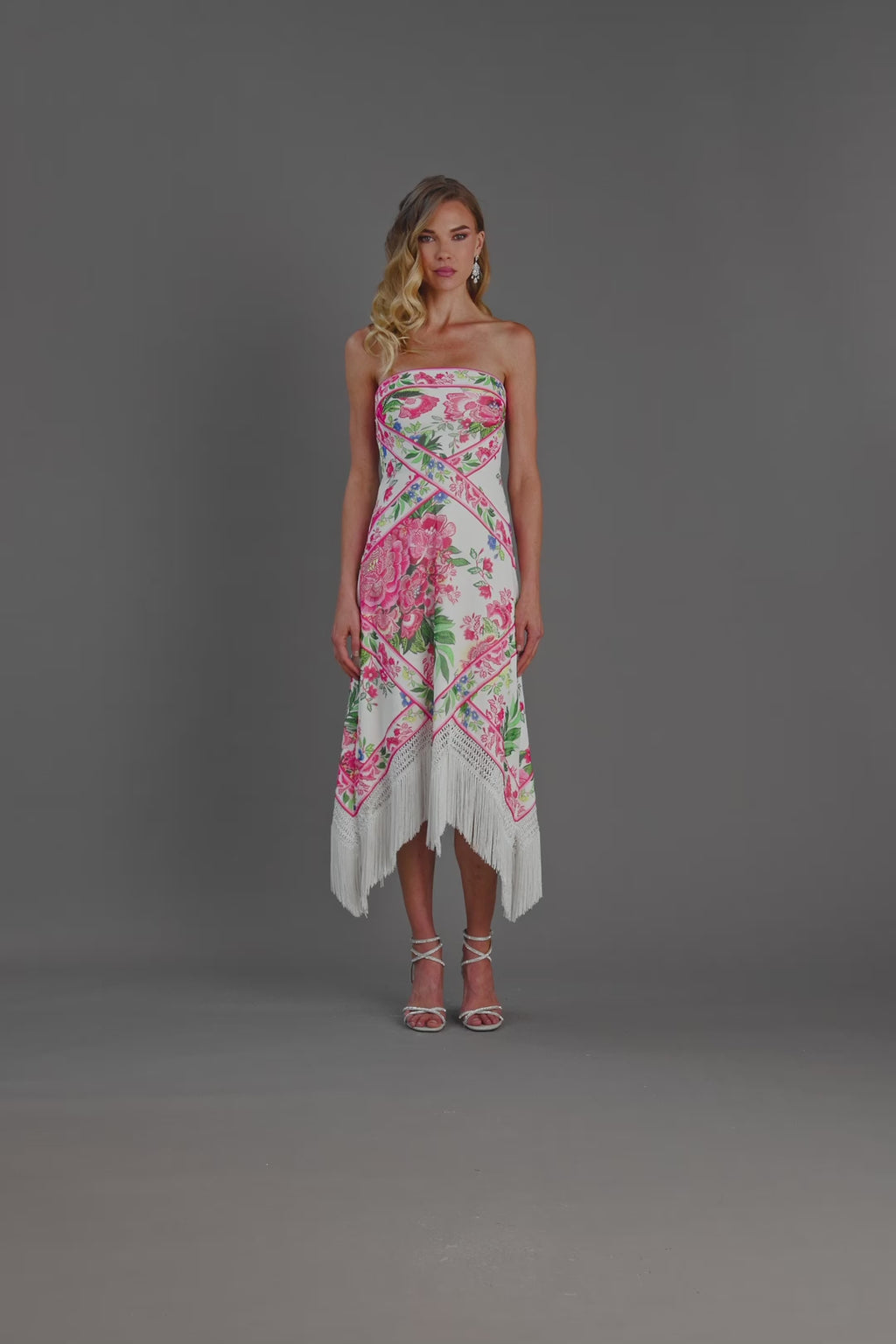 CHZ25452MD-WHFFL video CHZ25452MD_WHITE FUCHSIA FLORAL.mov
