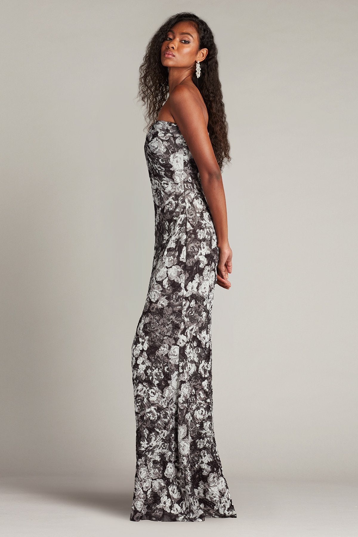Carnie Strapless Floral Print Gown – Tadashi Shoji Official Online Carnie Strapless Floral Print Gown – Tadashi Shoji Official Online