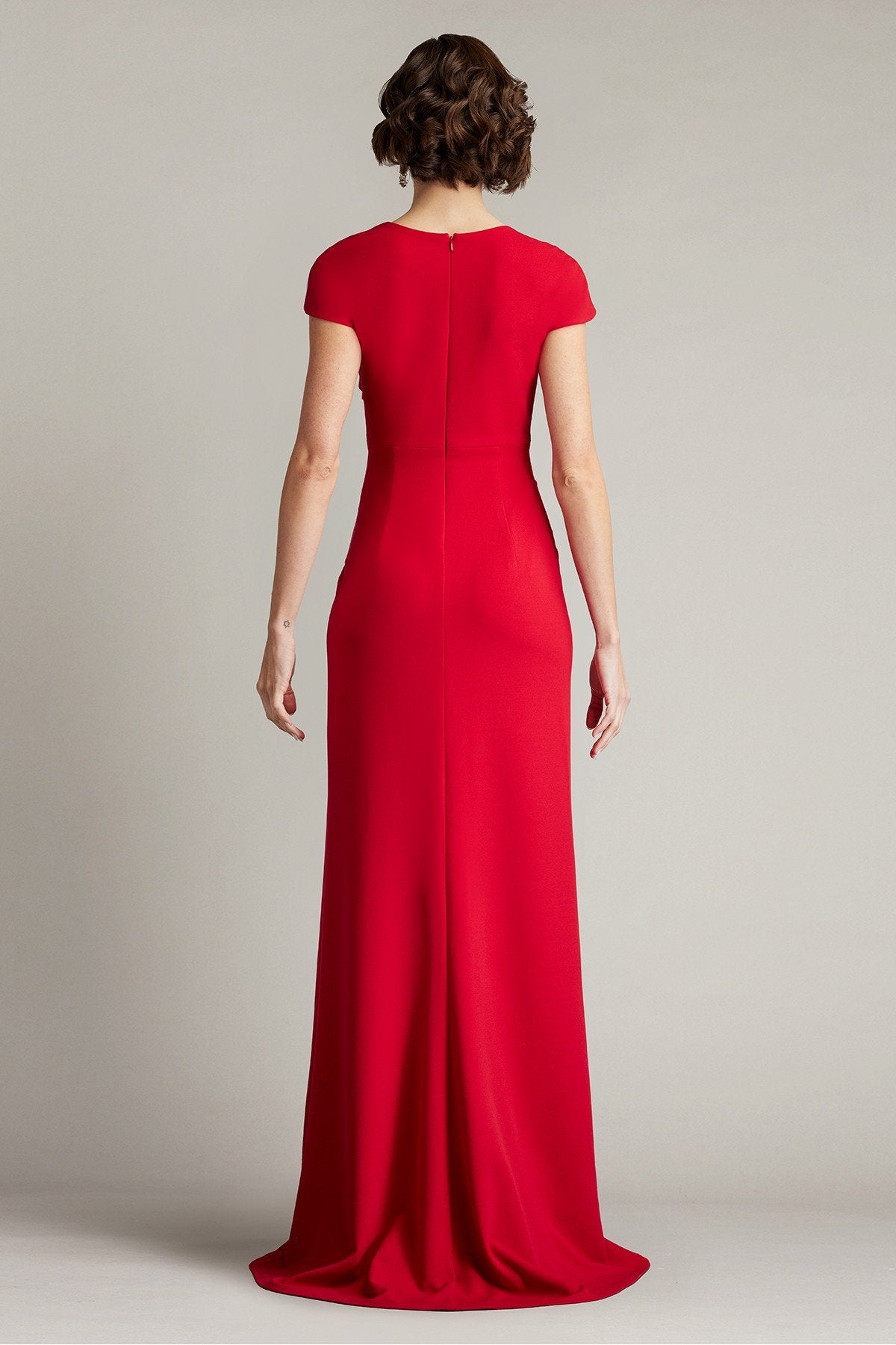 Russo Asymmetric Twist-Knot Gown – Tadashi Shoji Official Online