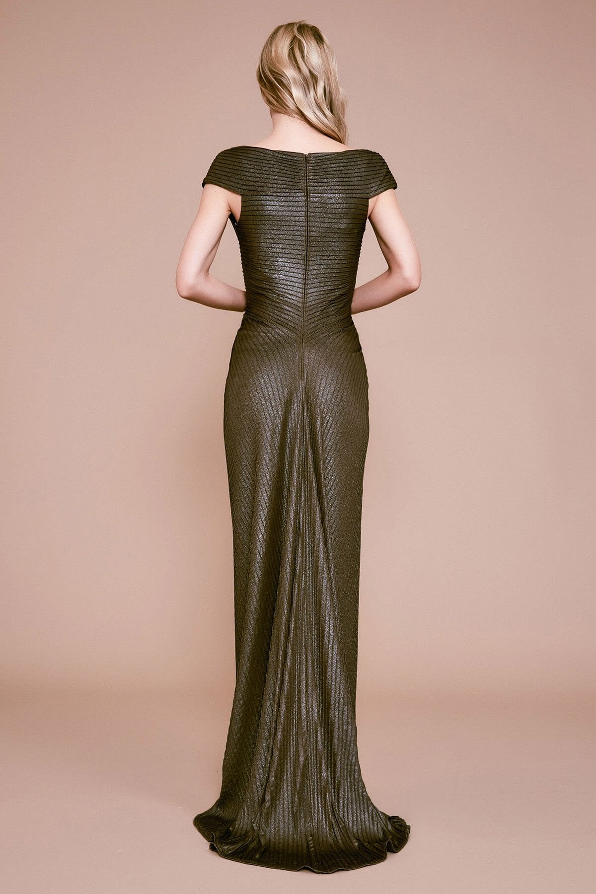 Tadashi Shoji - Ayida Ruched Metallic Pintuck Slit Gown