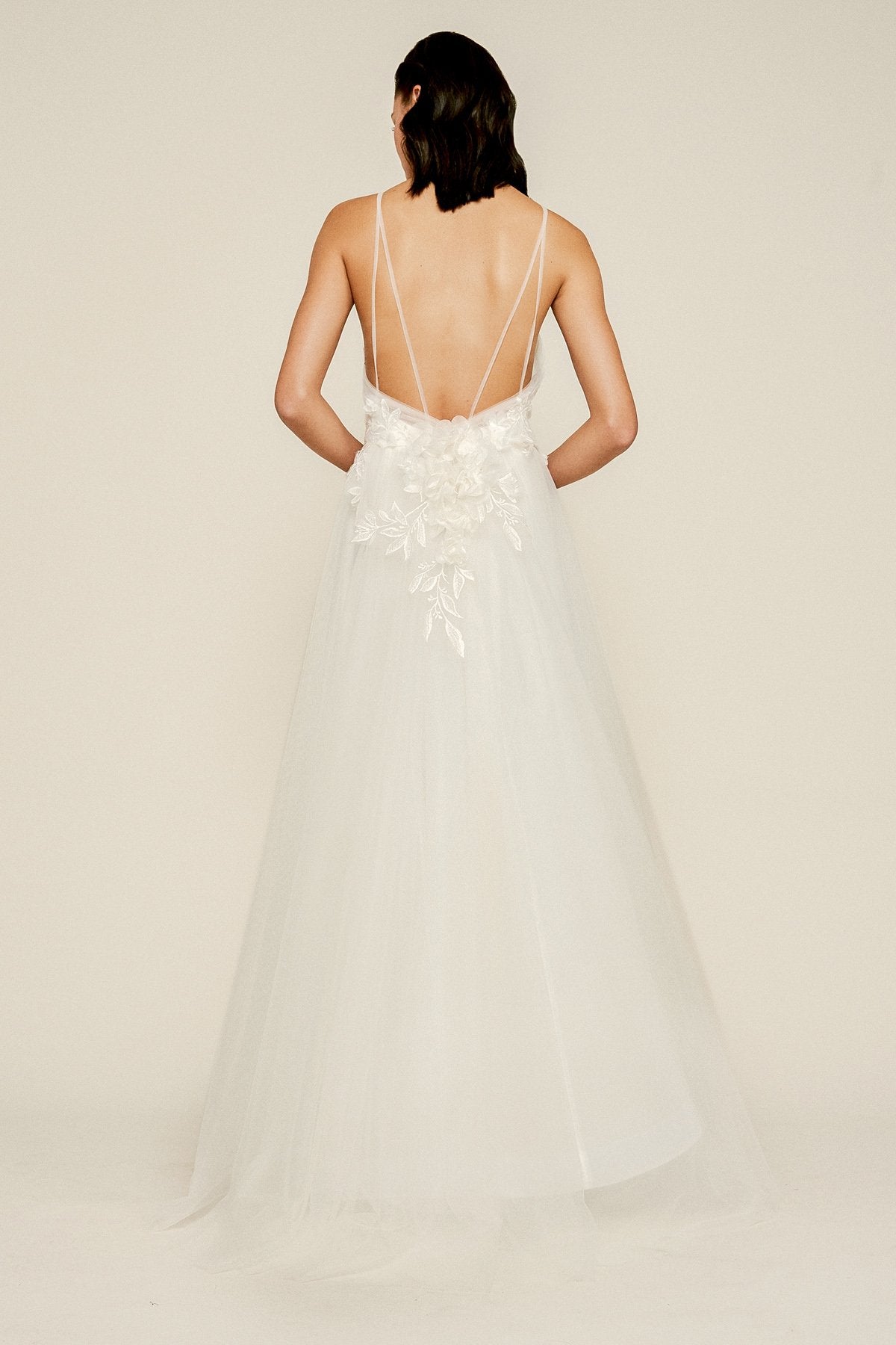 Tadashi Shoji - Conradina Tulle Applique Gown