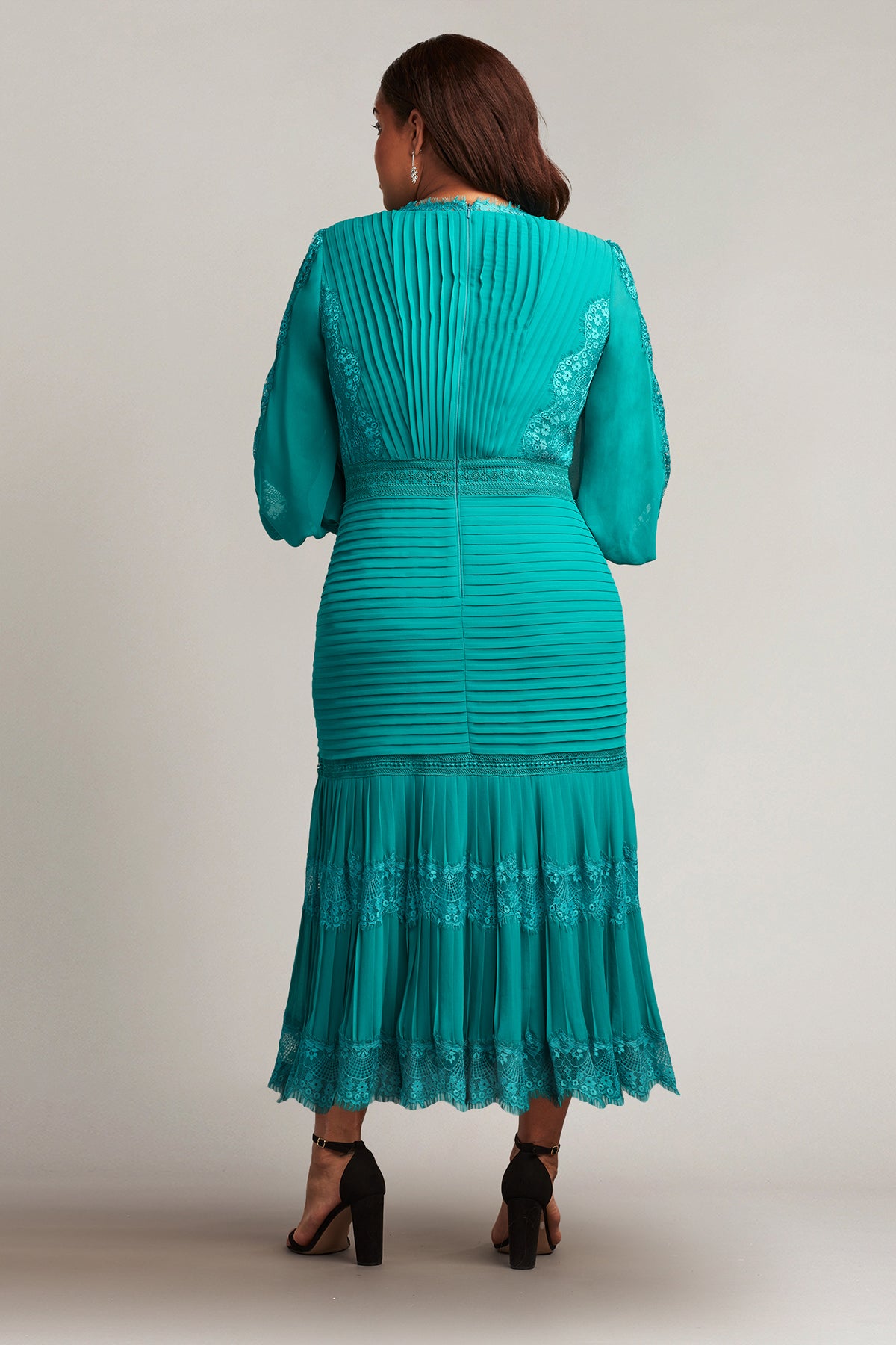 Nyssa Bishop Sleeeve Dress - PLUS SIZE
