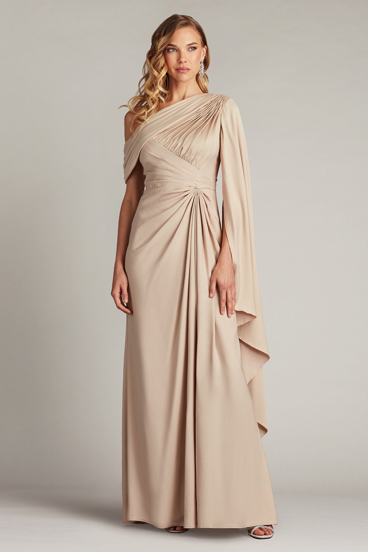 エターナルな魅力【TADASHI SHOJI】 Cap Sleeve Side Slit Gown Ember Cape Sleeve Gown | Tadashi Shoji
