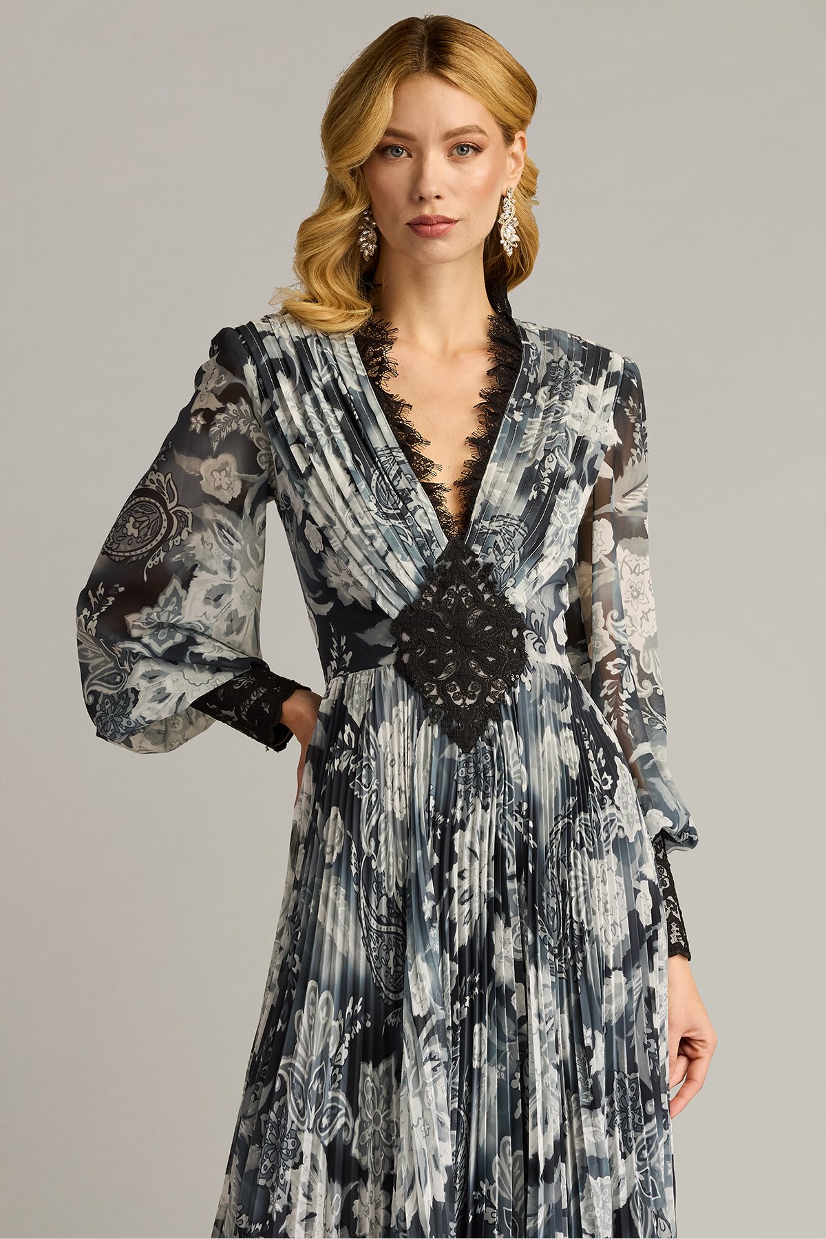 Audra Floral Print Chiffon Gown-IV/BK | Tadashi Shoji
