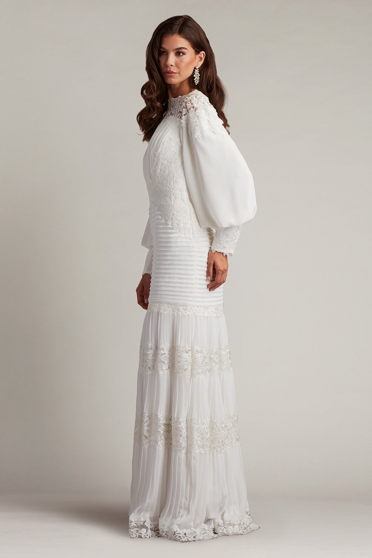 sazae　0804 Silverado Blouson Sleeve Gown | Tadashi Shoji Bridal